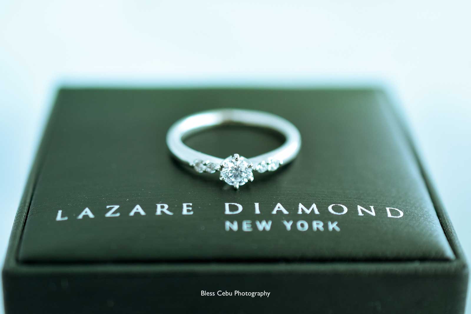 Lazare Diamondの婚約指輪