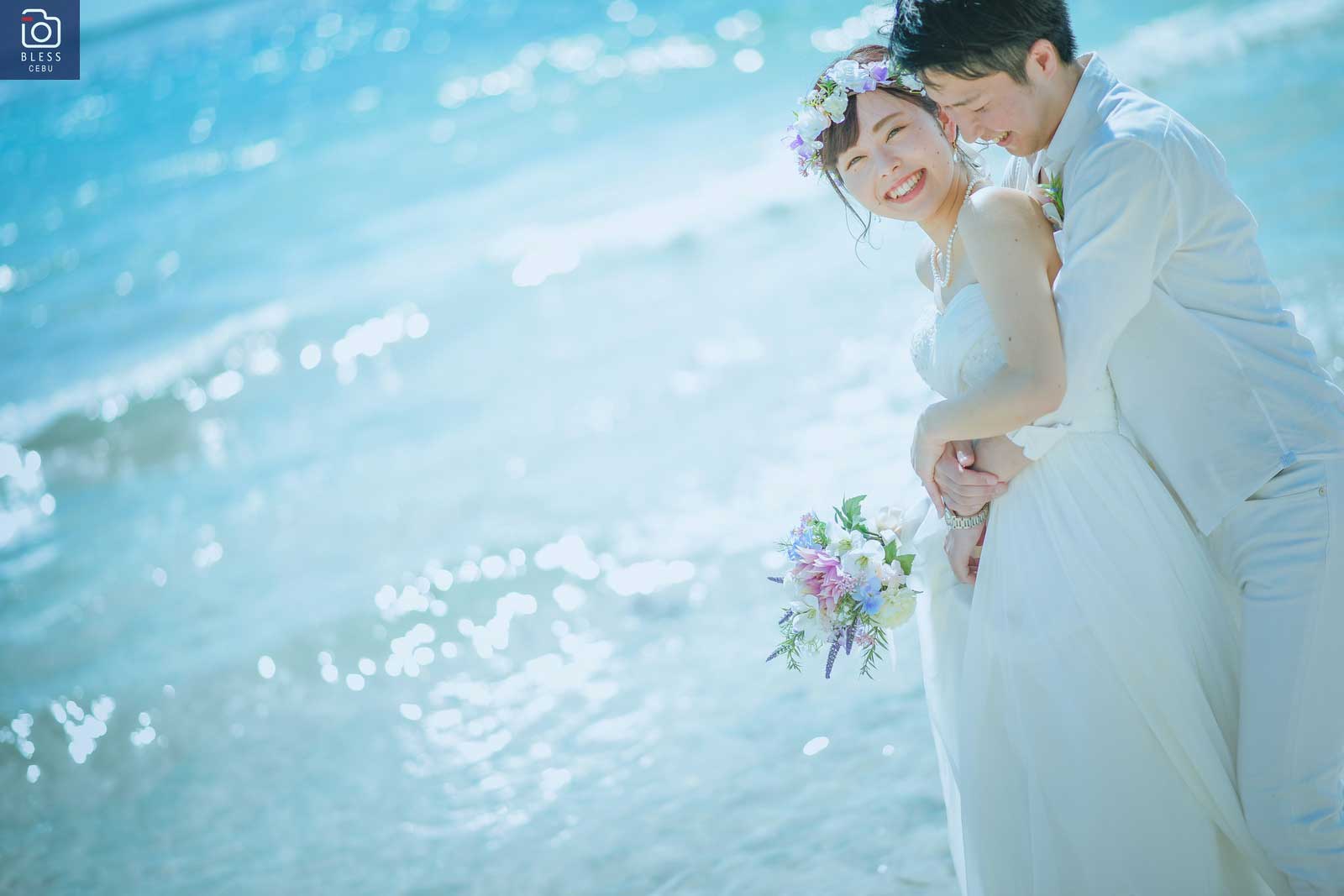 セブで朝活！結婚写真は朝の綺麗なローカルビーチで。